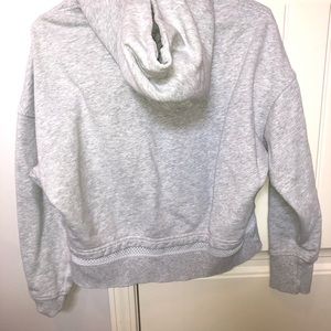 Grey lulu lemon sweatshirt
